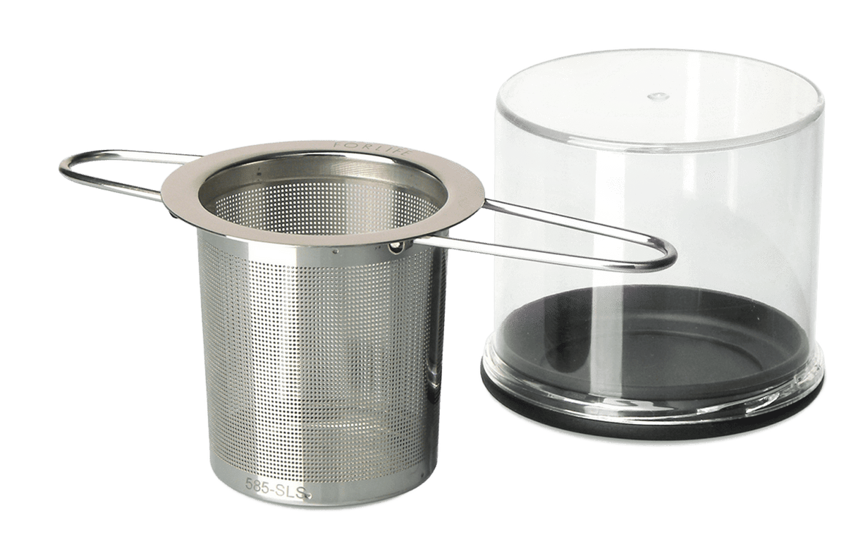 Stainless steel tea infuser with a clear plastic case