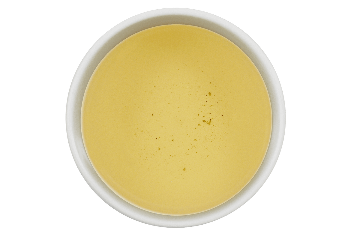 organic-emerald-spring-green-tea-brew