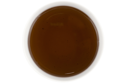 organic-apricot-black-tea-brew